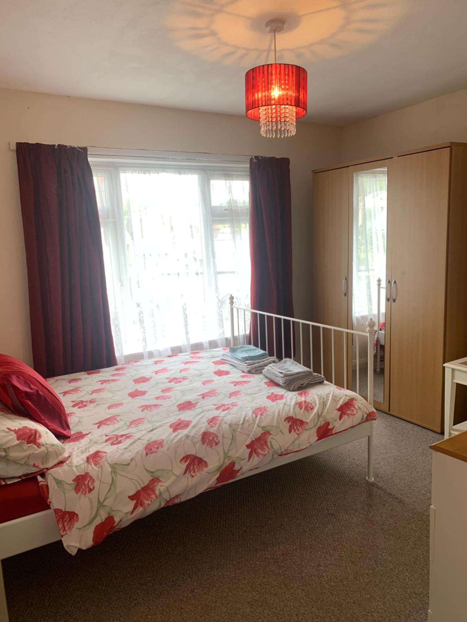 Room Only Guest Accommodation, Guest House Self Catering Bangor  Exteriér fotografie