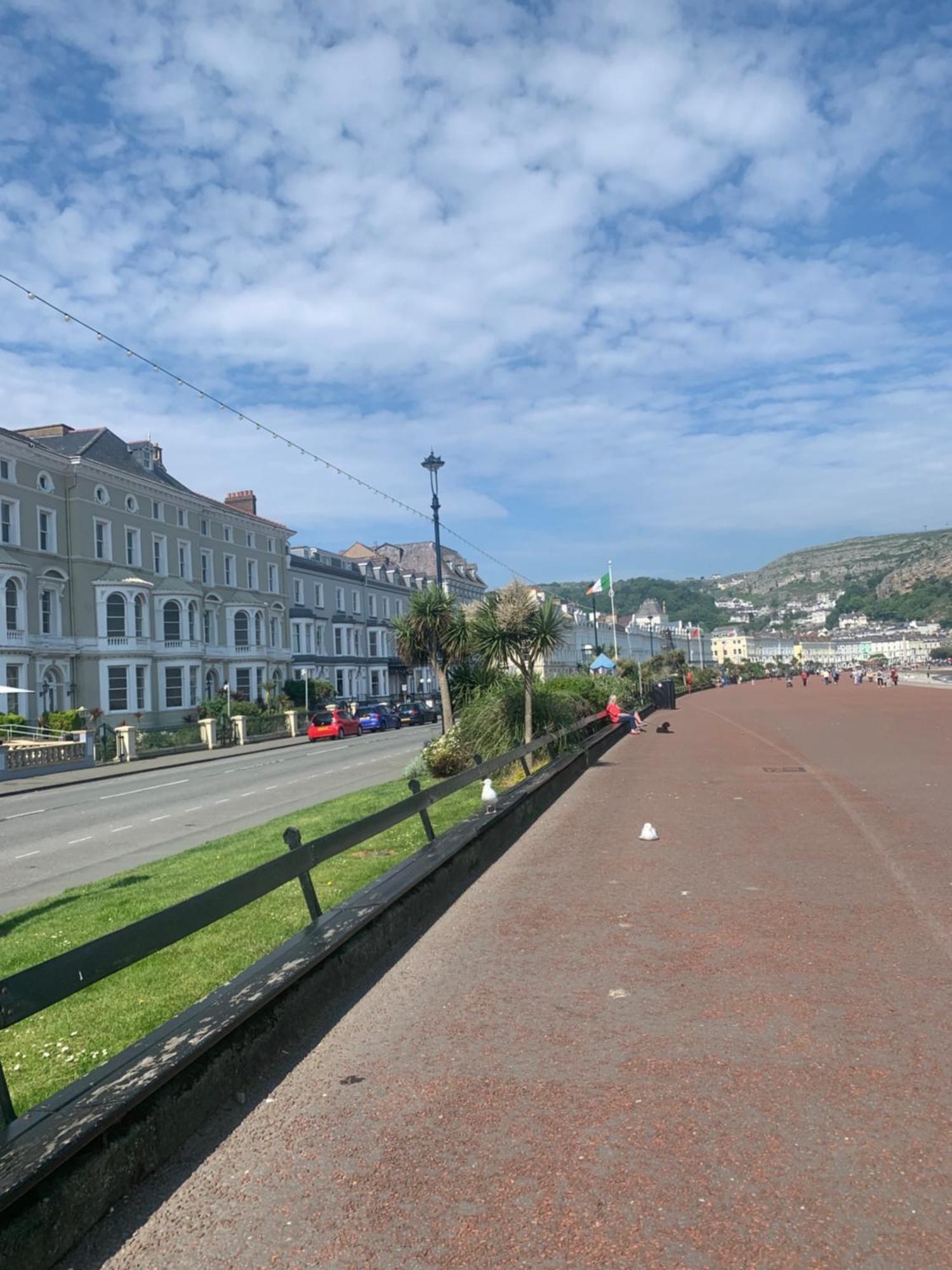 Room Only Guest Accommodation, Guest House Self Catering Bangor  Exteriér fotografie