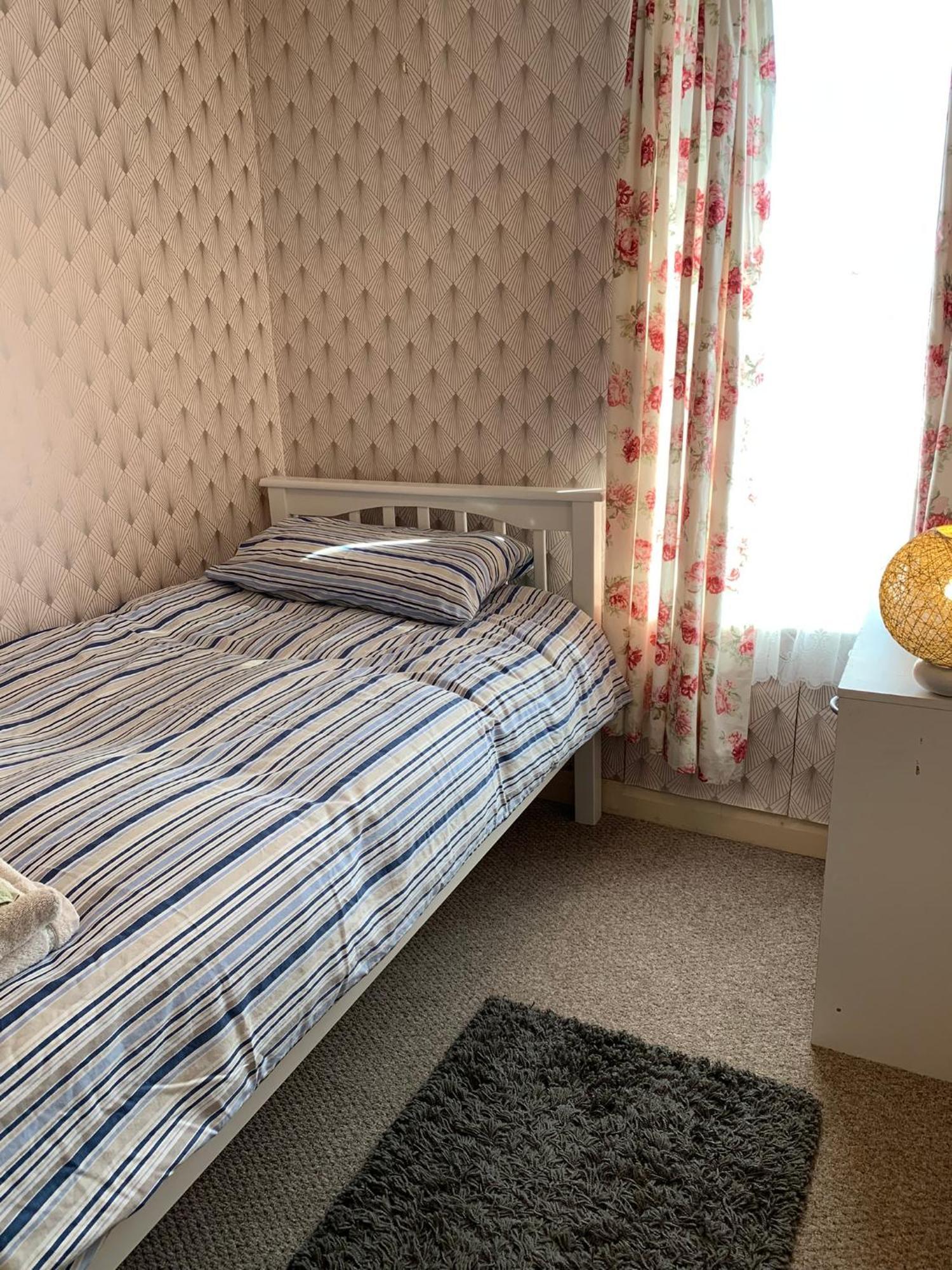 Room Only Guest Accommodation, Guest House Self Catering Bangor  Exteriér fotografie
